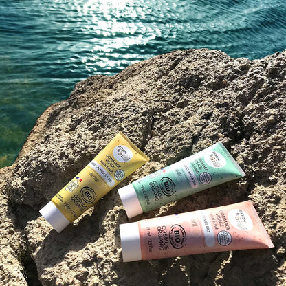 Gommage visage aux amandes douces et à l’argan – Certifié bio